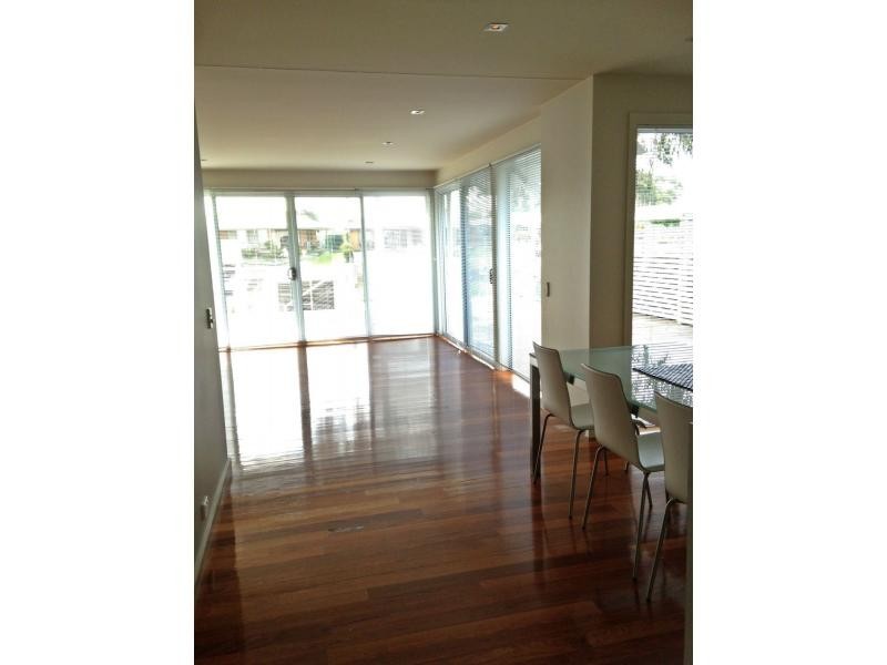 8-15 Mitchell, Paynesville VIC 3880