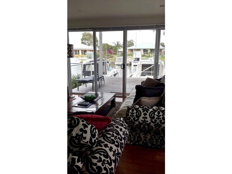 8-15 Mitchell, Paynesville VIC 3880