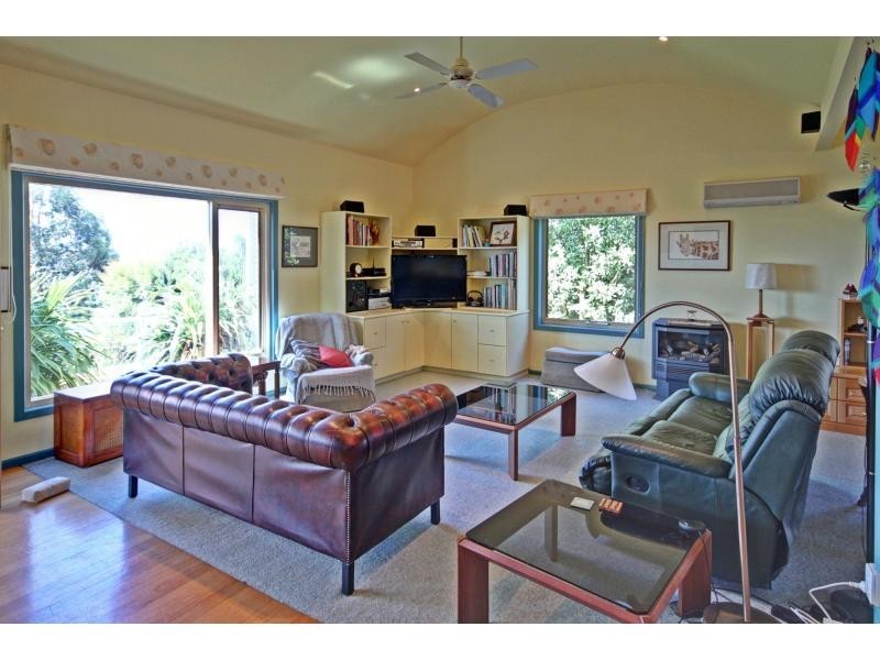 15 Windermere Terrace, Paynesville, Paynesville VIC 3880