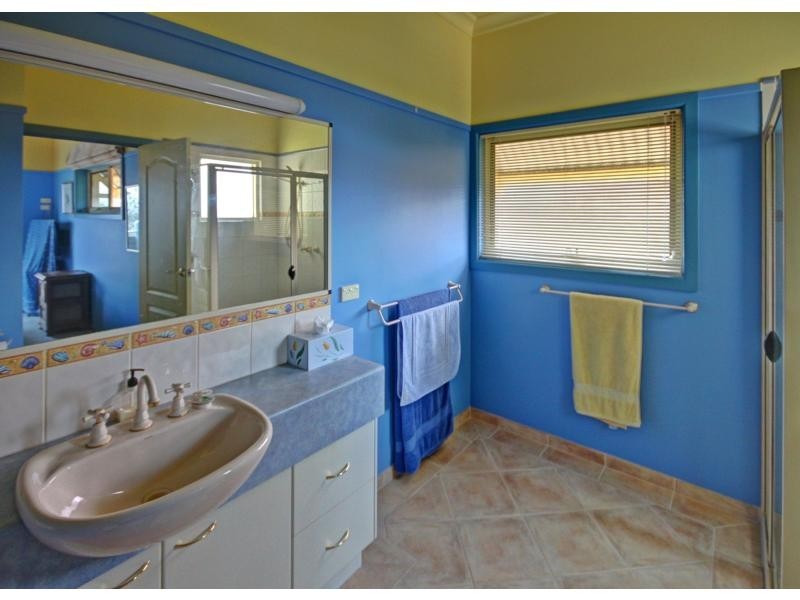 15 Windermere Terrace, Paynesville, Paynesville VIC 3880