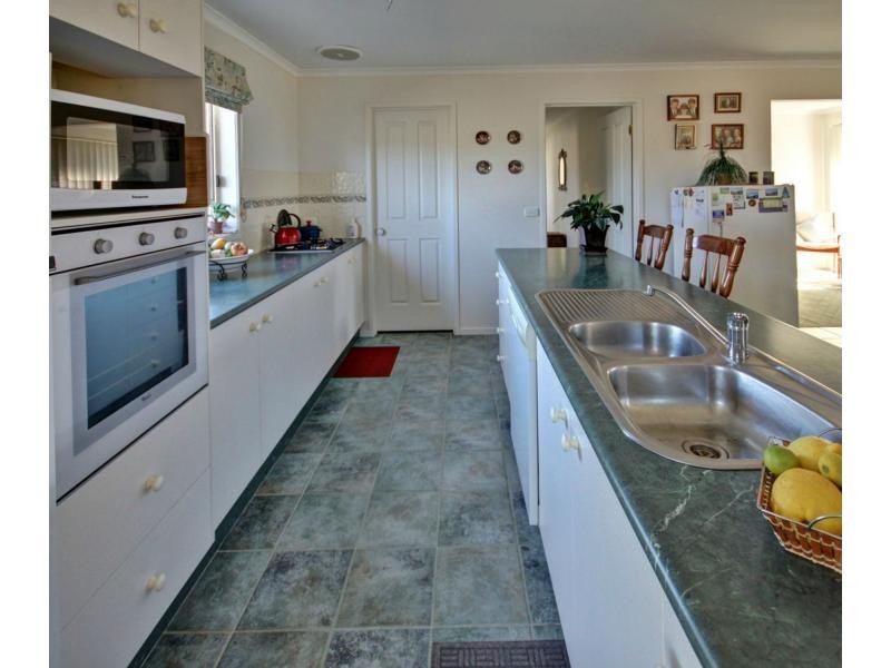 7 Landfall Avenue, Newlands Arm VIC 3875