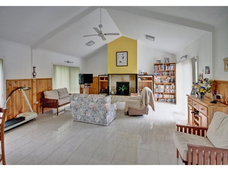 18 Bumberrah Road, Johnsonville, Johnsonville VIC 3902