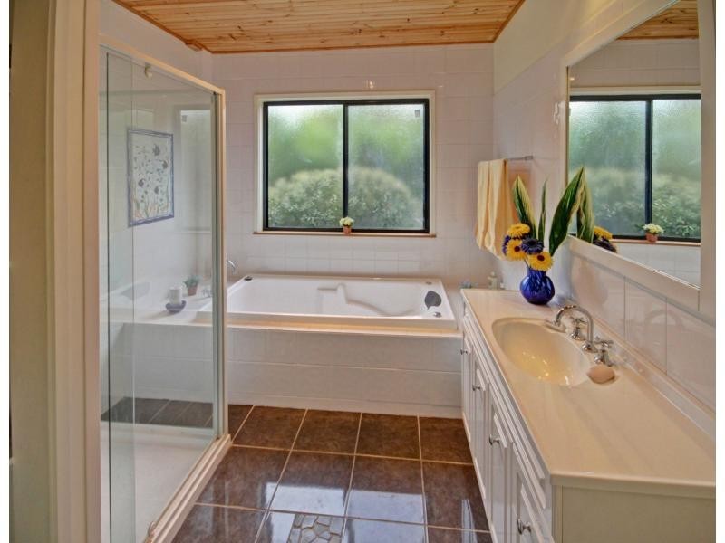 18 Bumberrah Road, Johnsonville, Johnsonville VIC 3902