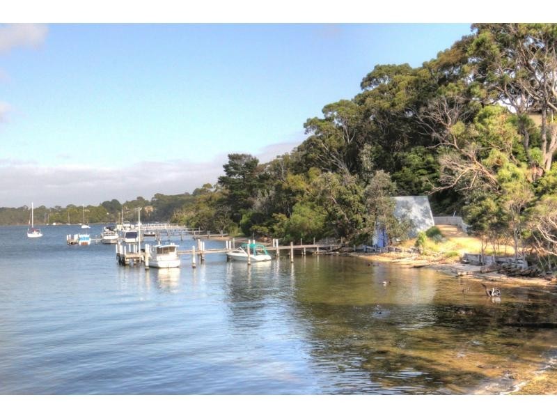 77 Newlands Drive, Paynesville VIC 3880