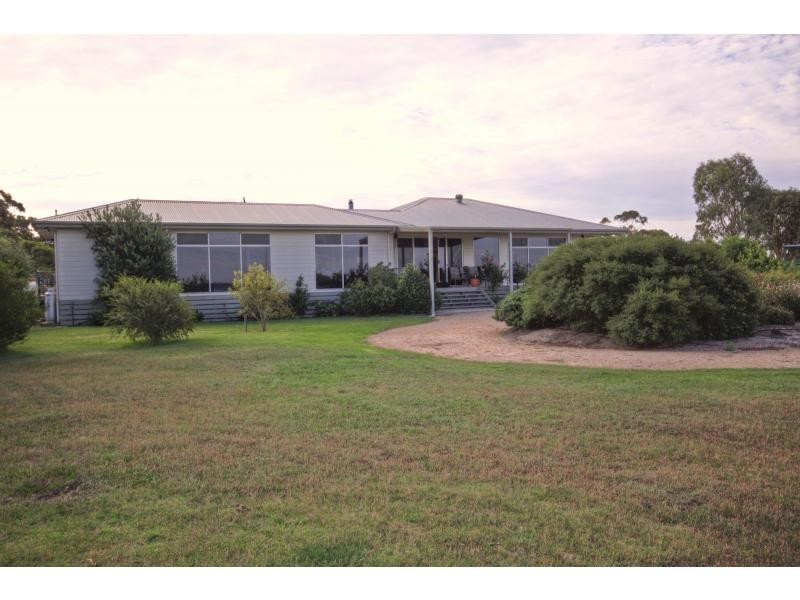 100 Rivermouth Road, Eagle Point VIC 3878