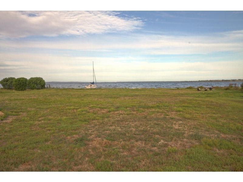 100 Rivermouth Road, Eagle Point VIC 3878