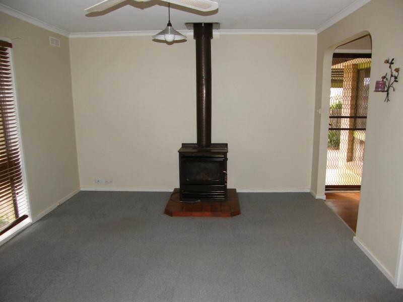 3 Riley Street, Eagle Point VIC 3878