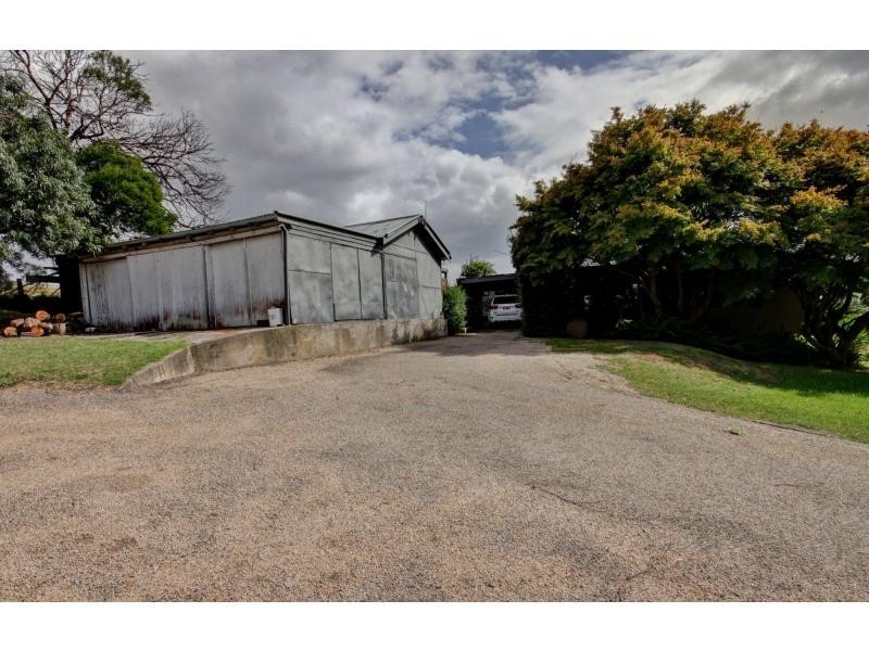 8 Millicent Court, Eagle Point VIC 3878