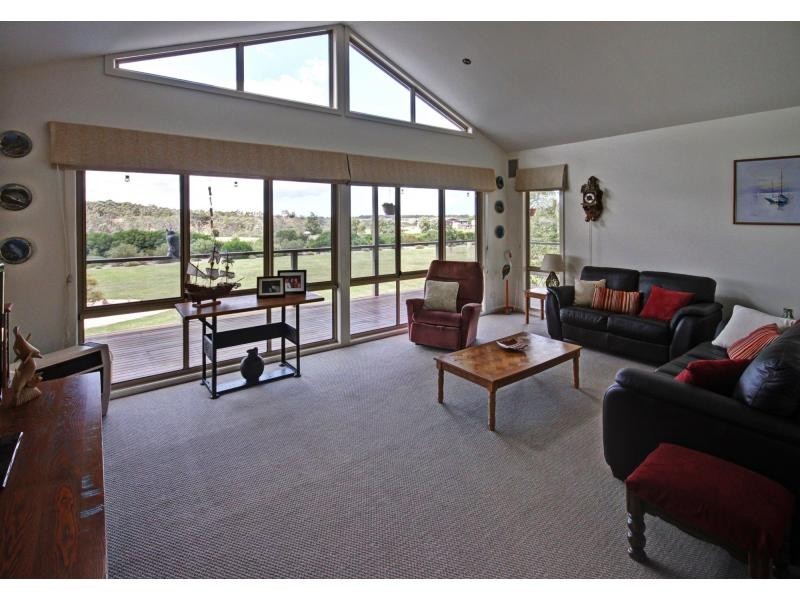 27 Kyra Court, Newlands Arm, Newlands Arm VIC 3875