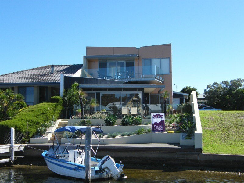 9a Headland Street, Paynesville VIC 3880