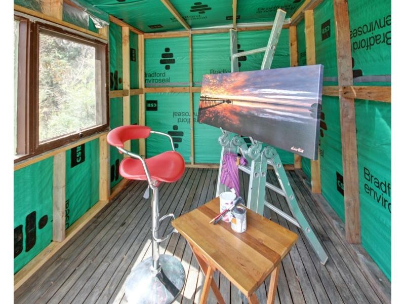 7 Fourth Avenue, Raymond Island VIC 3880