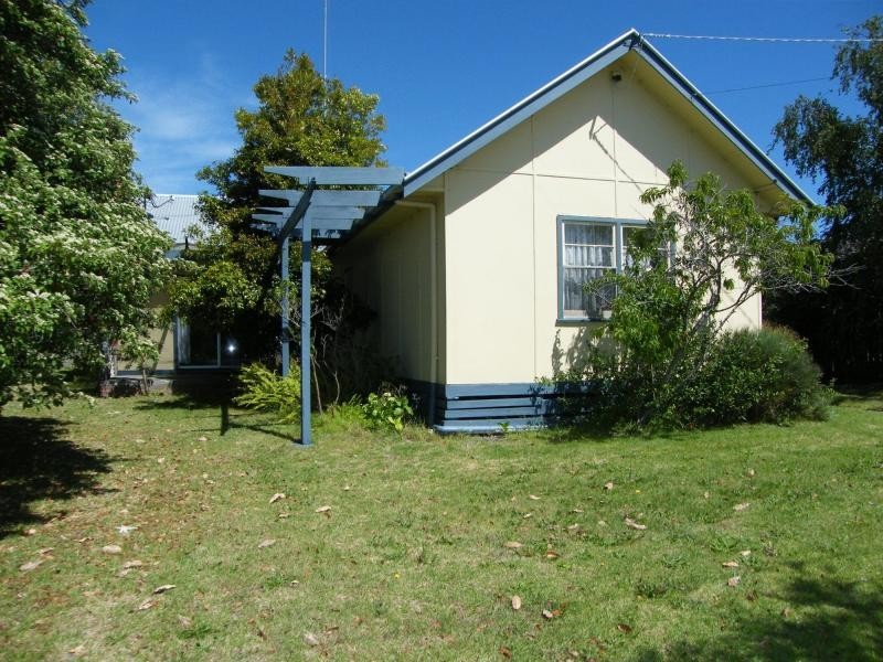 33 Main, Paynesville VIC 3880
