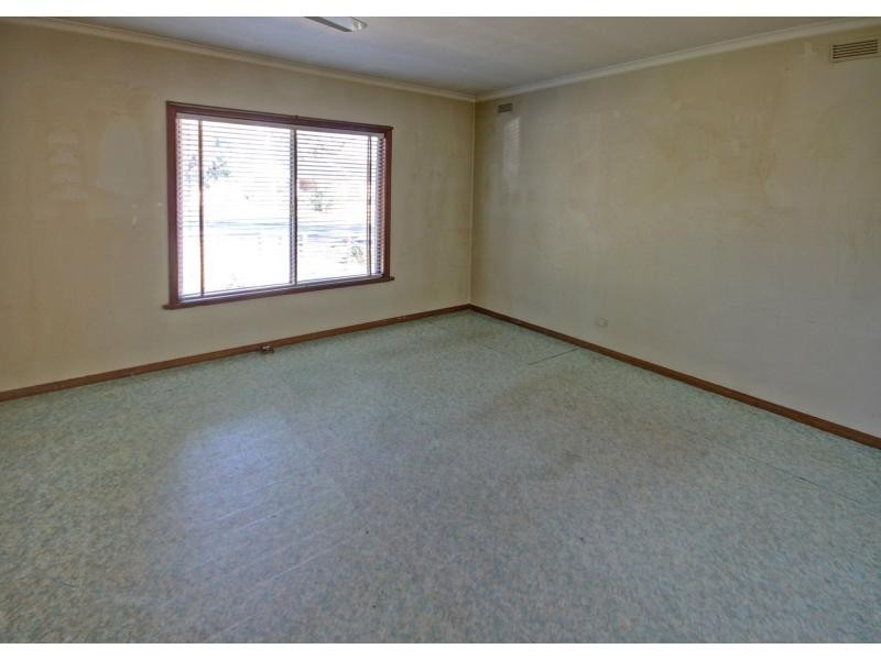 16 Reynolds Street, Paynesville VIC 3880