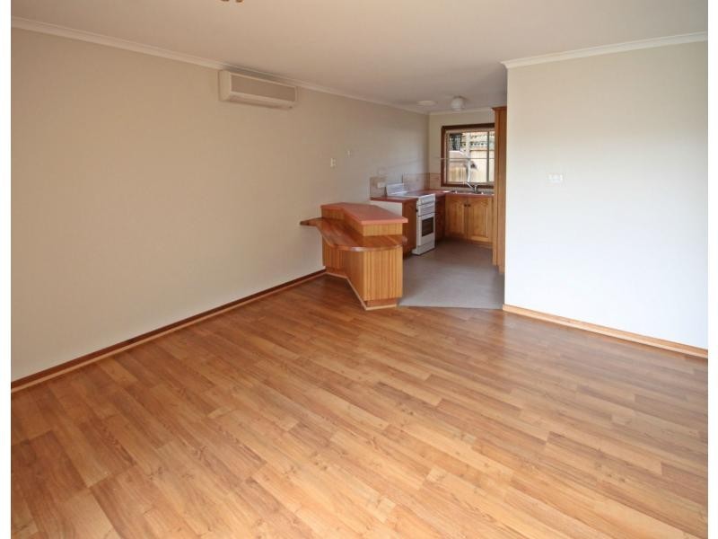 Unit 2/103 Main Road, Paynesville VIC 3880