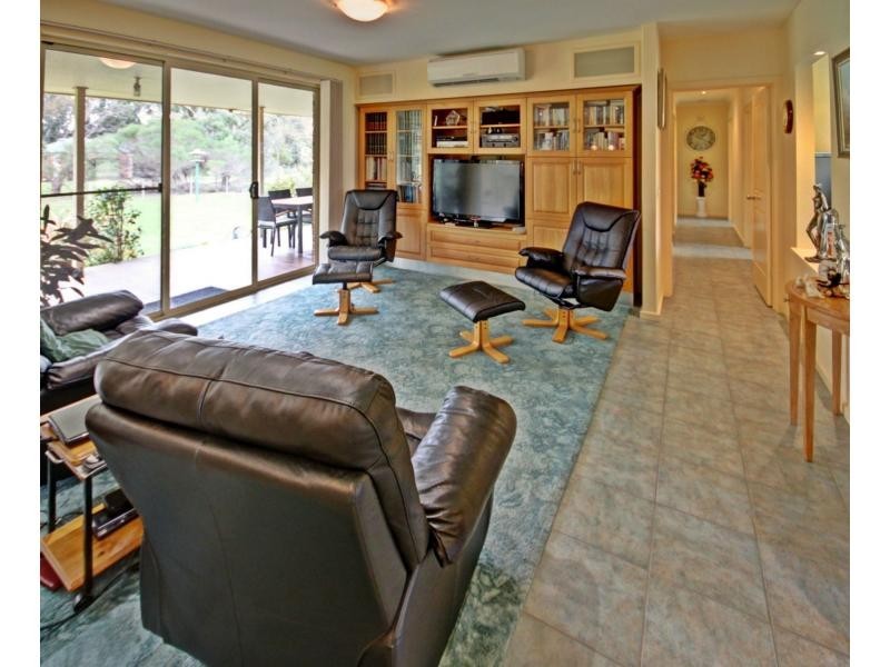 Eagle Point VIC 3878