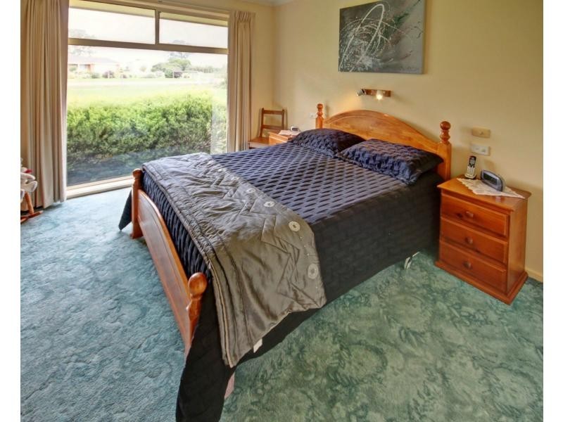 Eagle Point VIC 3878