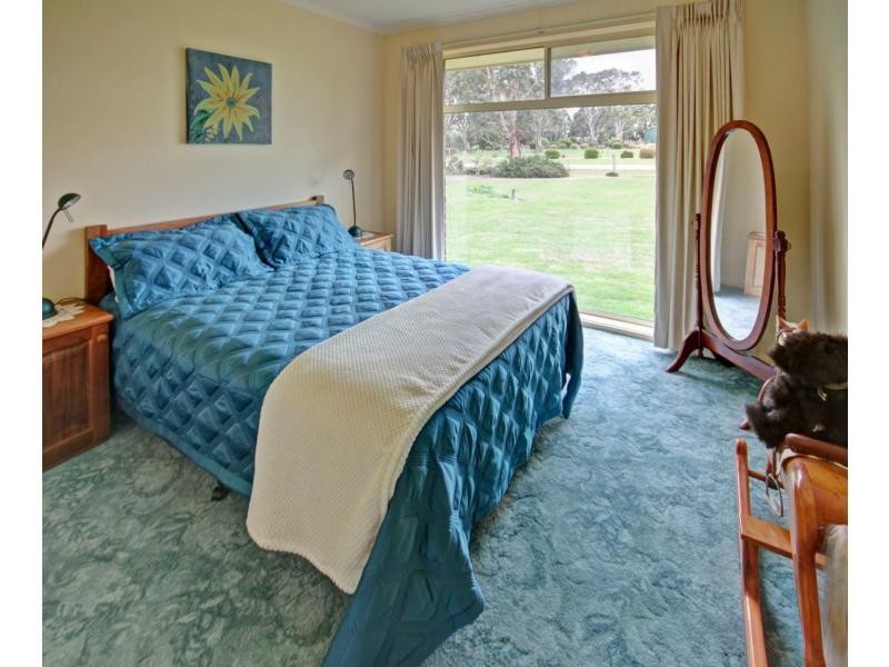 Eagle Point VIC 3878