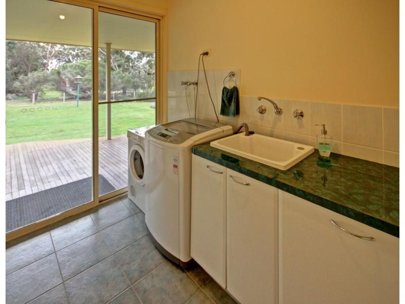 Eagle Point VIC 3878