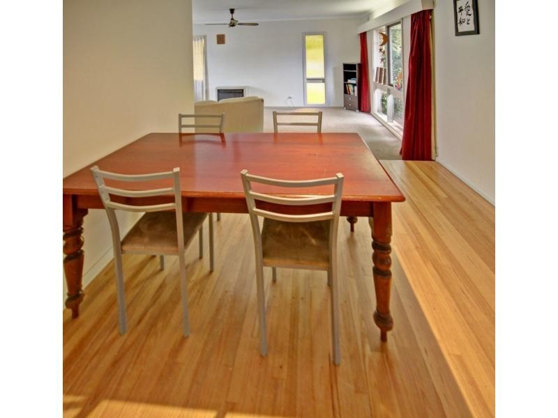 9 Rex, Paynesville VIC 3880