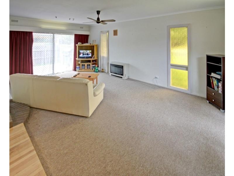 9 Rex, Paynesville VIC 3880
