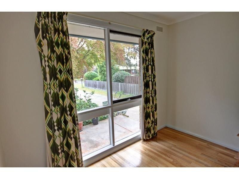 9 Rex, Paynesville VIC 3880