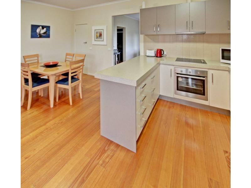 19 Wellington Street, Paynesville VIC 3880