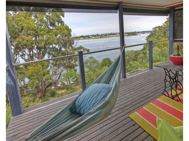 1/67A Newlands Drive, Paynesville VIC 3880