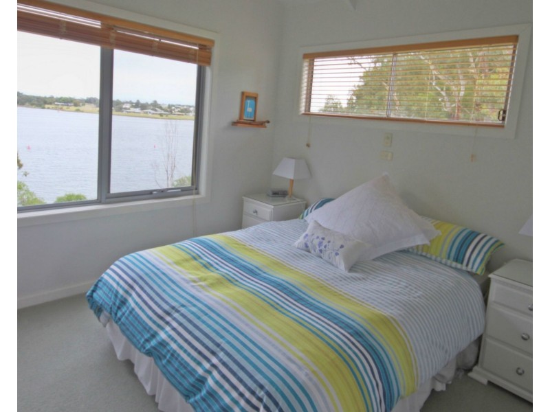 1/67A Newlands Drive, Paynesville VIC 3880