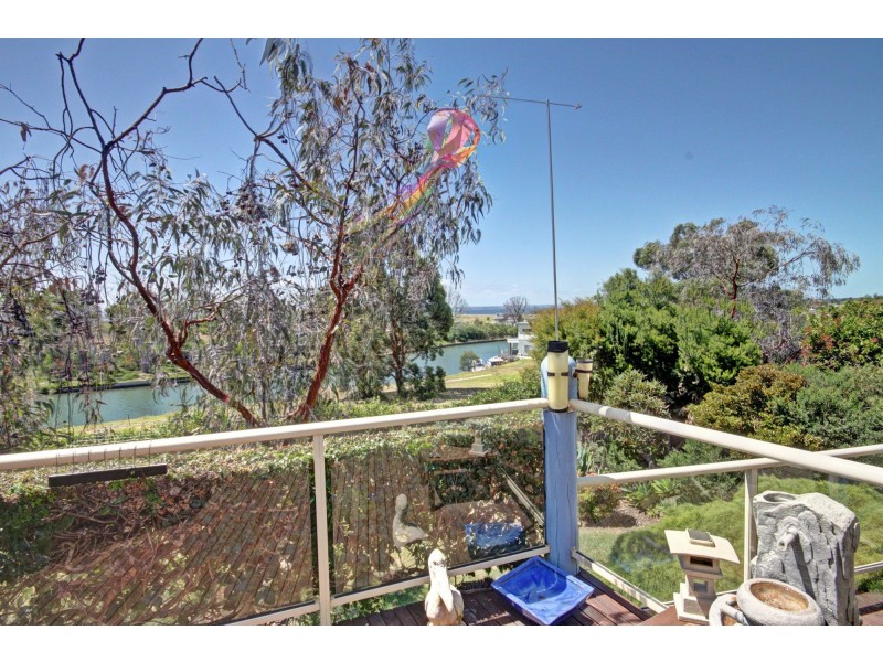 15 Windermere Terrace, Paynesville VIC 3880