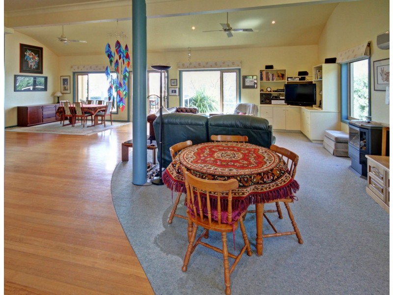 15 Windermere Terrace, Paynesville VIC 3880