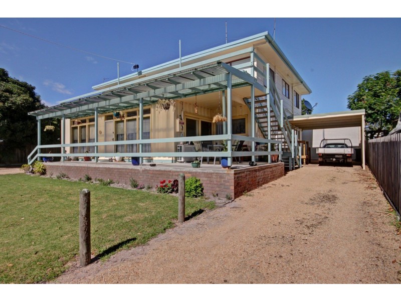 24 Mcmillan Grove, Paynesville VIC 3880