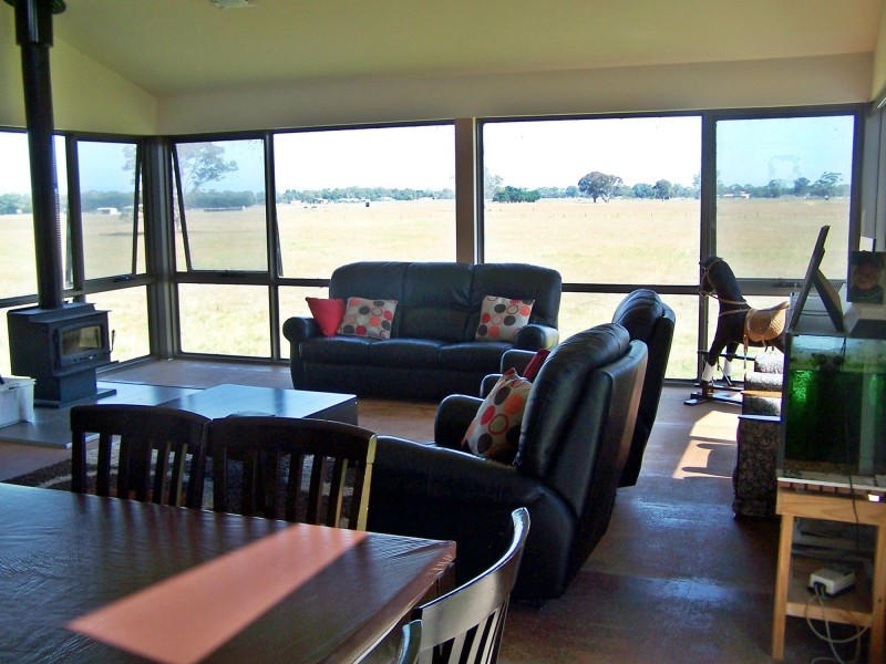 95 Lake Victoria St, Eagle Point VIC 3878