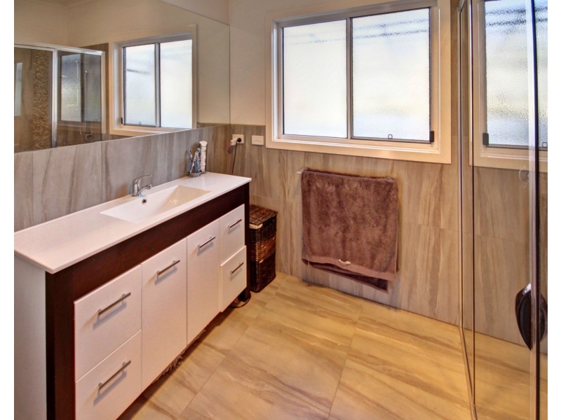 163 Western Boulevard, Raymond Island VIC 3880