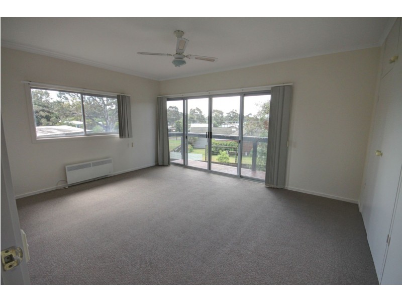 10 Millicent St, Eagle Point VIC 3878