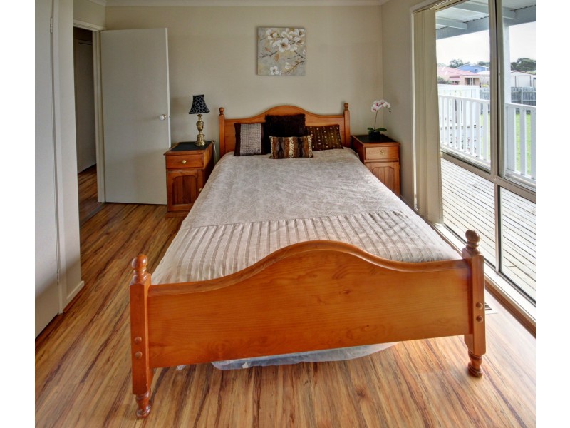8 Landfall Avenue, Newlands Arm VIC 3875