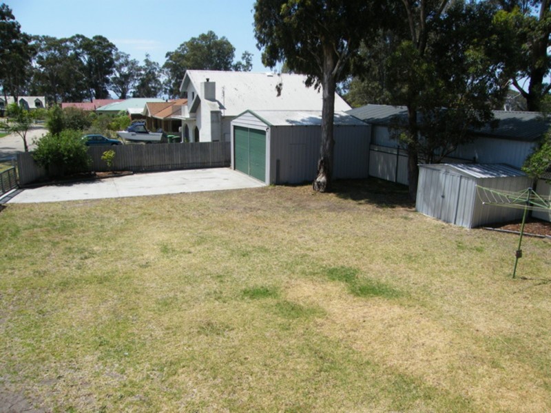 122 Newlands Dr, Paynesville VIC 3880