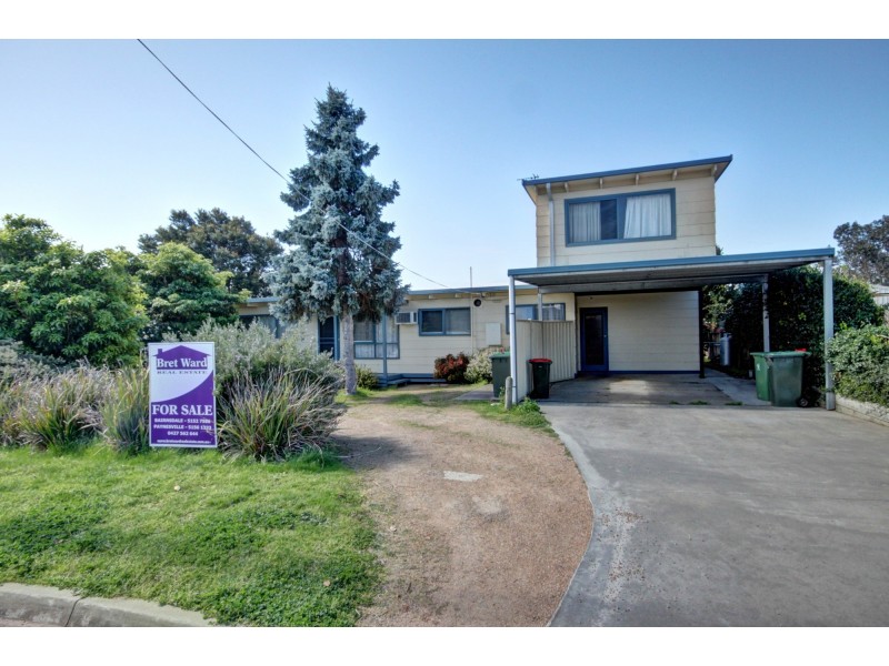 8 Waverley Ct, Paynesville VIC 3880