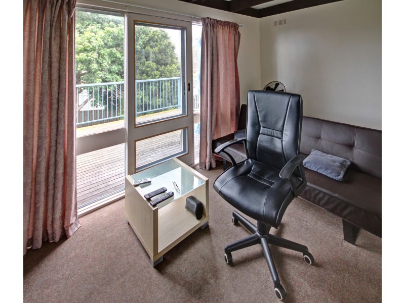 8 Waverley Ct, Paynesville VIC 3880