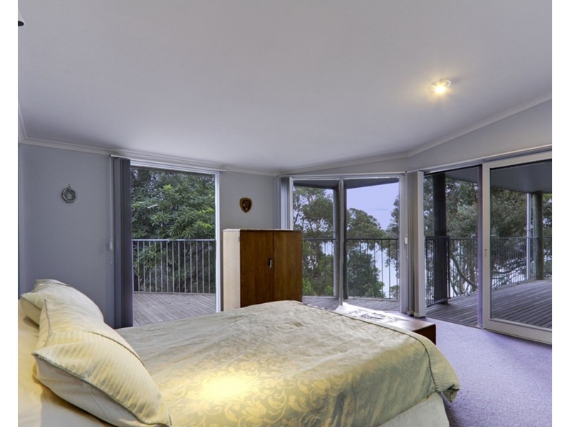 61 Newlands Dr, Paynesville VIC 3880