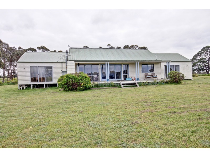 5 Crawfords Rd, Forge Creek VIC 3875