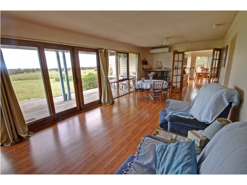 5 Crawfords Rd, Forge Creek VIC 3875