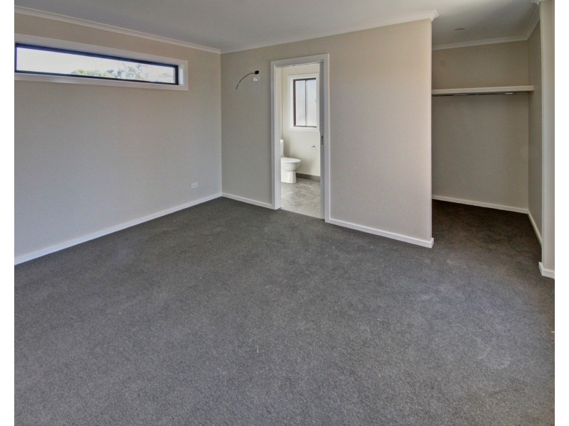 3 Eaton Place, Paynesville VIC 3880