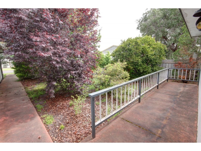 19 Kings Rd, Paynesville VIC 3880