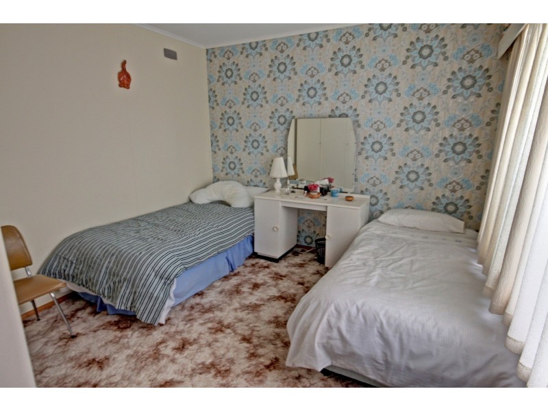 18 Mcmillan Gr, Paynesville VIC 3880