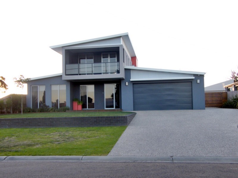 188 Newlands Dr, Paynesville VIC 3880