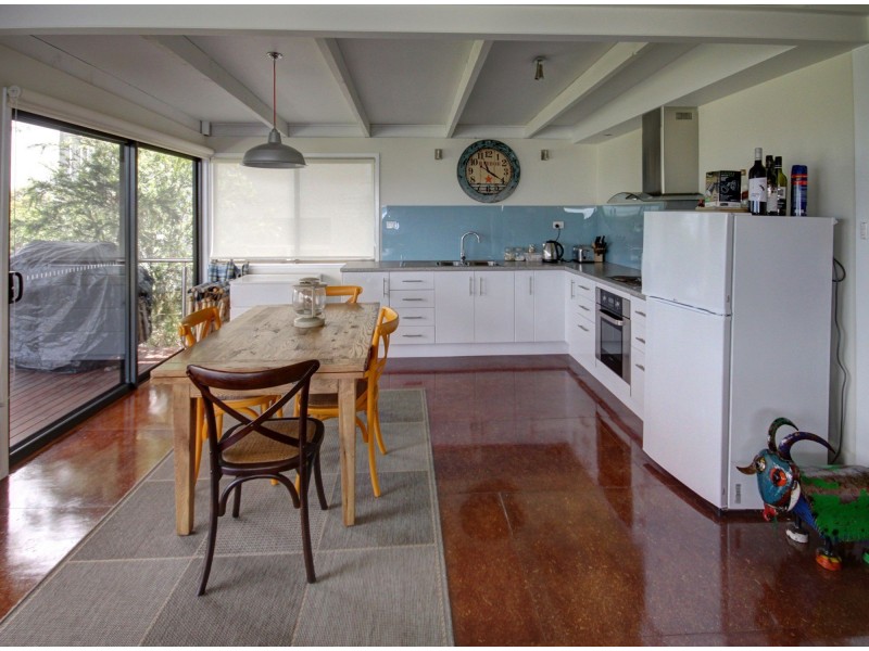 185 Western Boulevard, Raymond Island VIC 3880