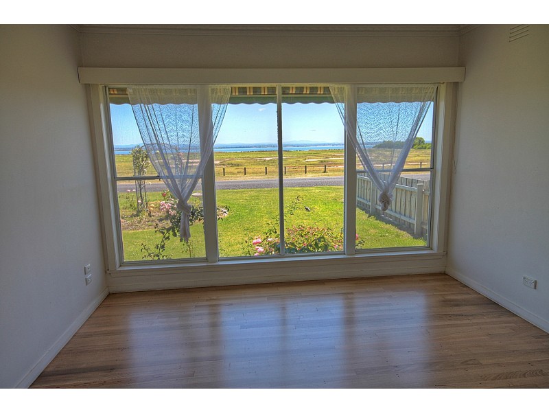 12 View St, Paynesville VIC 3880