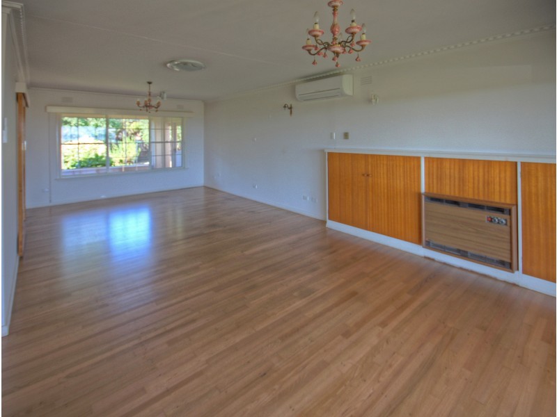 12 View St, Paynesville VIC 3880