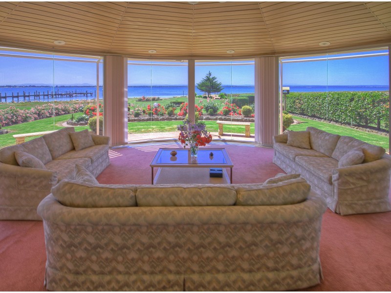 227 Bay Rd, Eagle Point VIC 3878