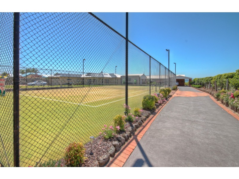 227 Bay Rd, Eagle Point VIC 3878